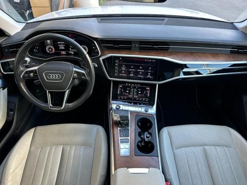 2022 Audi A6 allroad 55 quattro Premium Plus