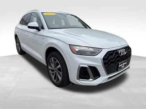2024 Audi Q5 45 S line quattro Premium