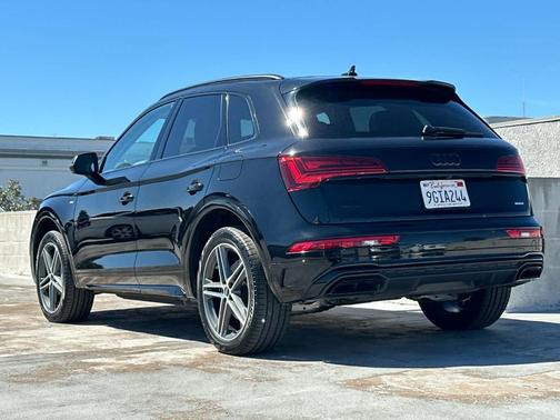 2023 Audi Q5 e 55 S line quattro Premium