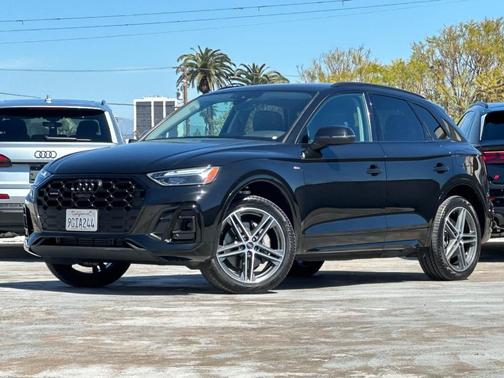 2023 Audi Q5 e 55 S line quattro Premium