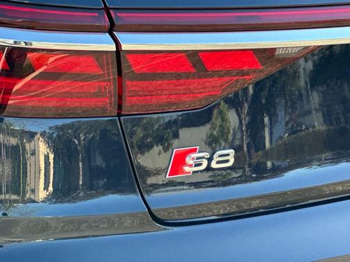 Firmament Blue Metallic 2024 Audi S8 4.0T quattro