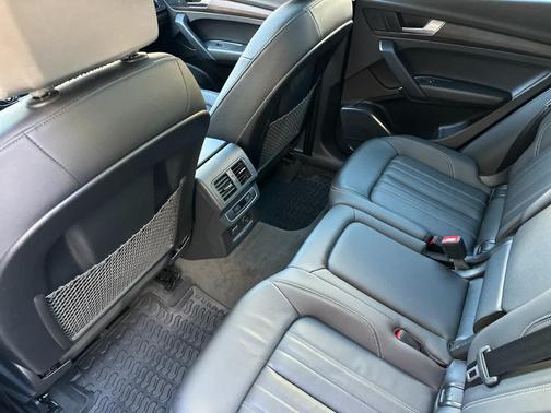 2023 Audi Q5 40 Premium