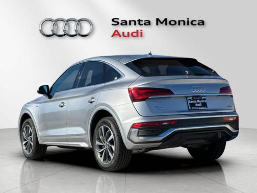 2022 Audi Q5 45 S line Premium Plus