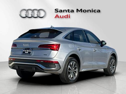 2022 Audi Q5 45 S line Premium Plus