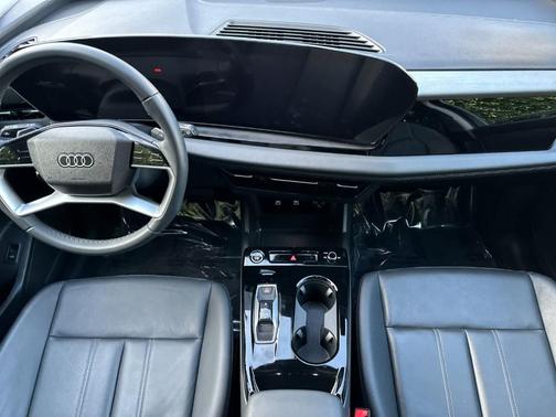 2025 Audi Q6 e-tron Premium