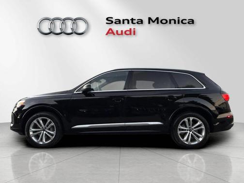 2025 Audi Q7 55 Premium Plus