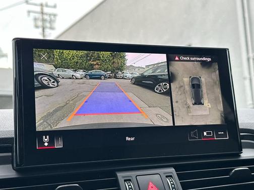 2022 Audi Q5 45 S line Premium Plus