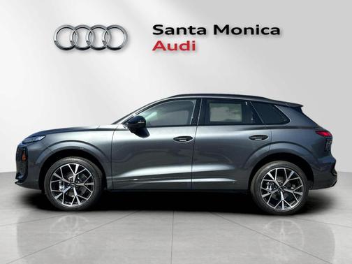 Daytona Gray Pearl 2026 Audi Q3 S line