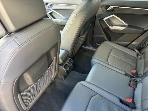 2025 Audi Q3 45 S line Premium