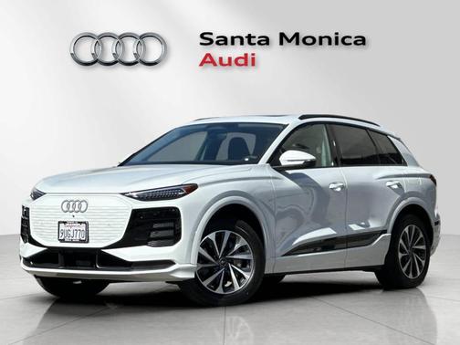 2025 Audi Q6 e-tron Premium