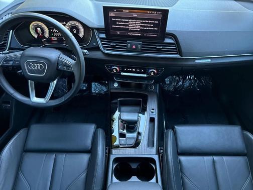 2023 Audi Q5 e 55 S line quattro Premium