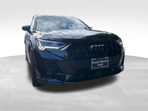 2024 Audi Q3 45 S line Premium