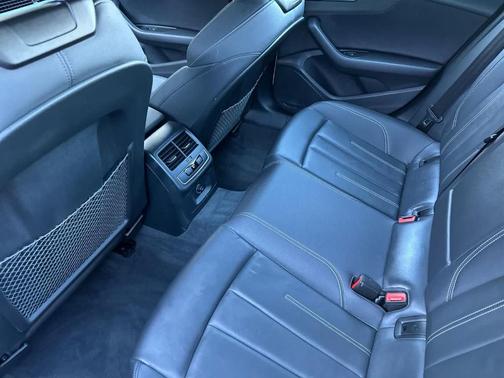 2024 Audi A5 Sportback S line Premium