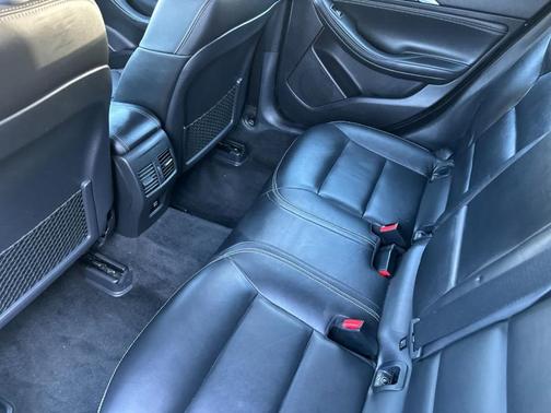 2018 INFINITI QX30 Premium