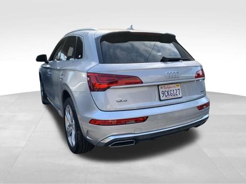 2022 Audi Q5 45 S line Premium Plus