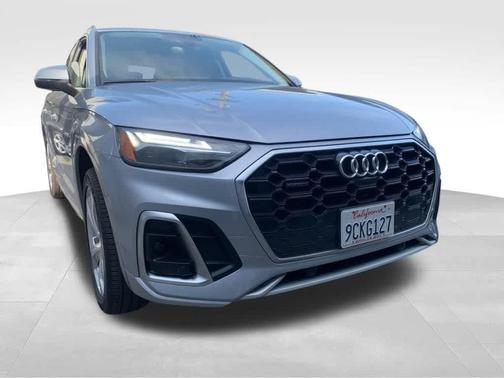 2022 Audi Q5 45 S line Premium Plus