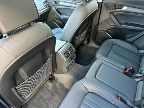 2023 Audi Q5 40 Premium