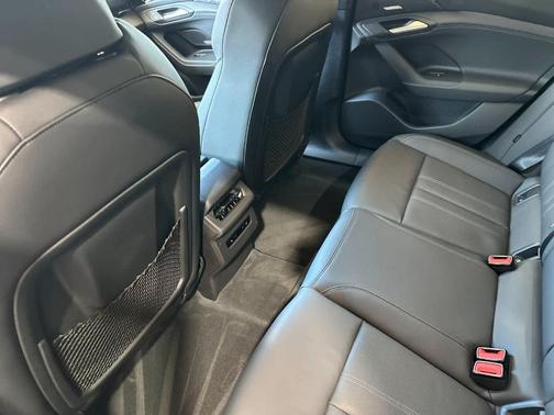 Plasma Blue Metallic 2025 Audi A6 e-tron Premium