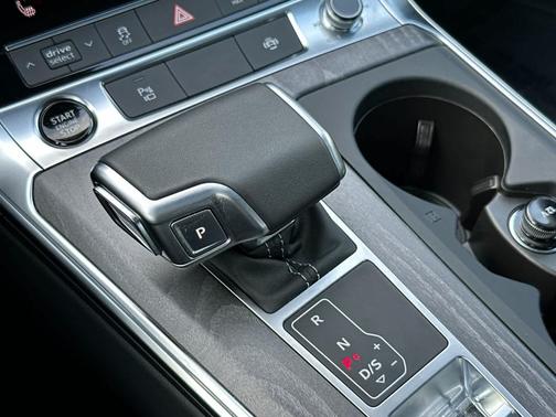 Mythos Black Metallic 2025 Audi A6 45 Premium