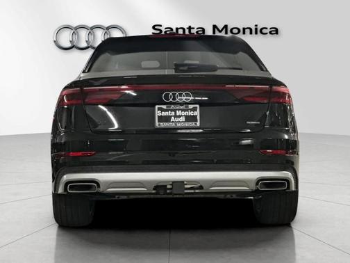 2026 Audi Q8 Prestige