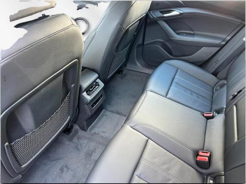 2025 Audi A6 e-tron Premium