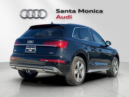 2023 Audi Q5 40 Premium