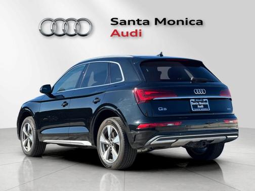 2023 Audi Q5 40 Premium