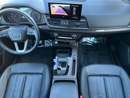 2023 Audi Q5 40 Premium
