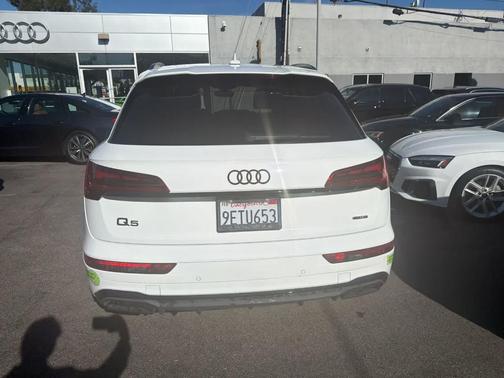 2023 Audi Q5 e 55 S line quattro Premium