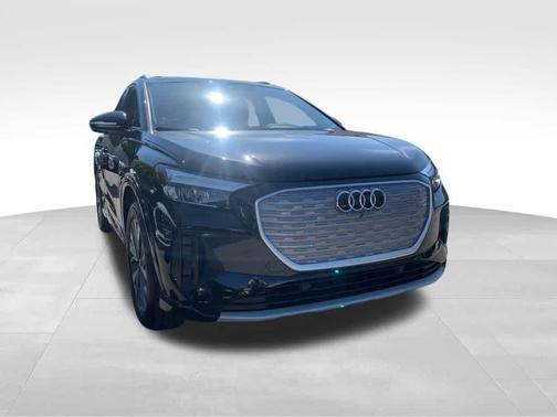 2023 Audi Q4 e-tron 40 Premium Plus