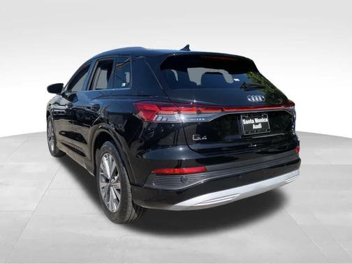 2023 Audi Q4 e-tron 40 Premium Plus