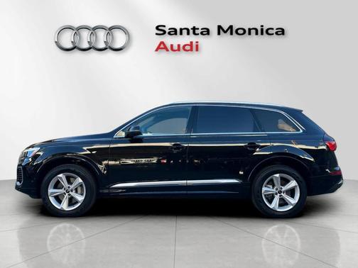2025 Audi Q7 55 Premium