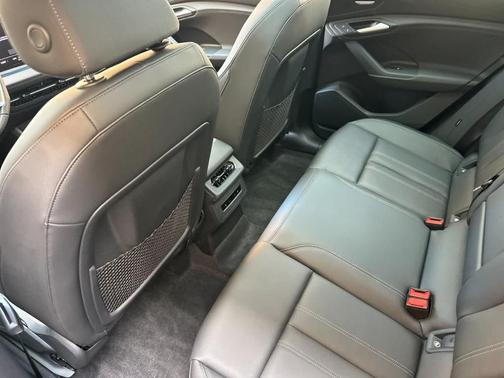 Magnet Gray 2025 Audi Q6 e-tron Premium