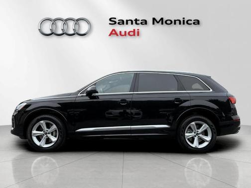 2025 Audi Q7 55 Premium