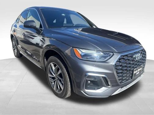 2022 Audi Q5 45 S line Premium Plus