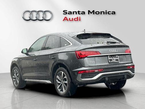 2022 Audi Q5 45 S line Premium Plus