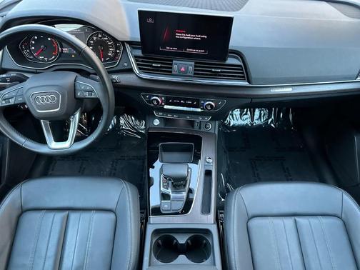 2024 Audi Q5 40 Premium