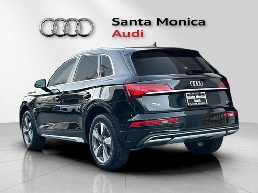 2023 Audi Q5 40 Premium