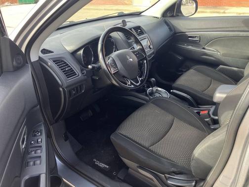 2016 Mitsubishi Outlander Sport 2.4 ES