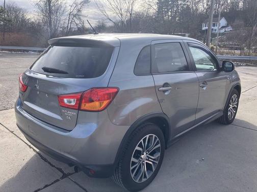 2016 Mitsubishi Outlander Sport 2.4 ES