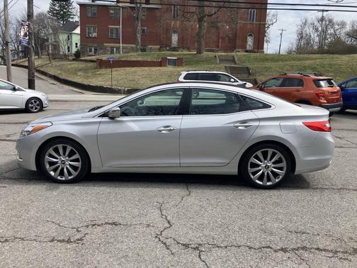 2013 Hyundai Azera Base