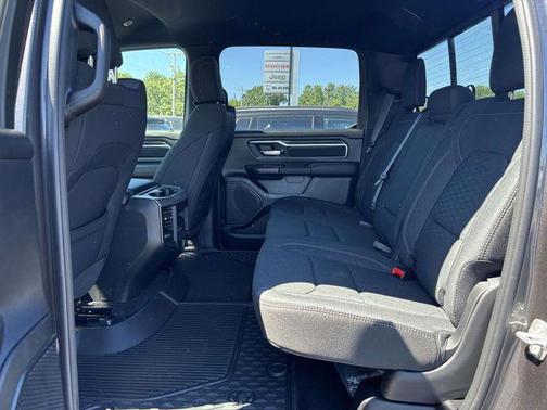 Crystal Metallic 2026 RAM 1500 Big Horn/Lone Star