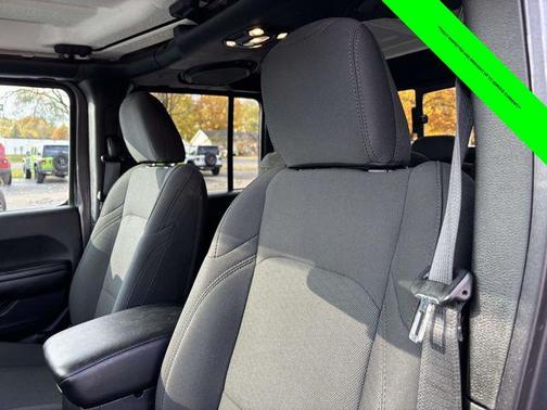 2021 Jeep Gladiator Sport S