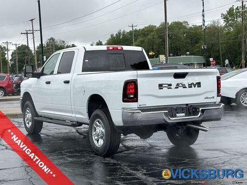 2025 RAM 2500 Tradesman Crew Cab 4x4 6'4' Box