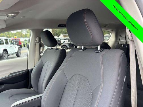 2019 Chrysler Pacifica LX