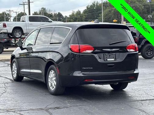 2019 Chrysler Pacifica LX
