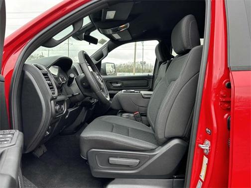 2025 RAM 1500 Warlock Crew Cab 4x4 5'7' Box