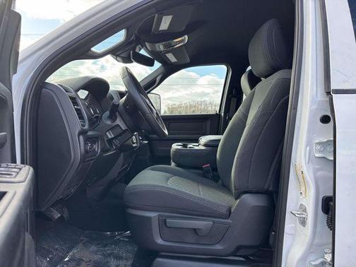 2026 RAM 2500 Black Express Crew Cab 4x4 6'4' Box