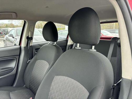 2021 Mitsubishi Mirage ES