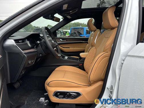 2025 Jeep Grand Cherokee Summit